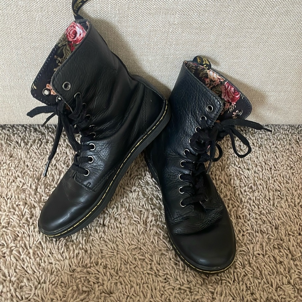 Dr. Martens with rose inside size 6